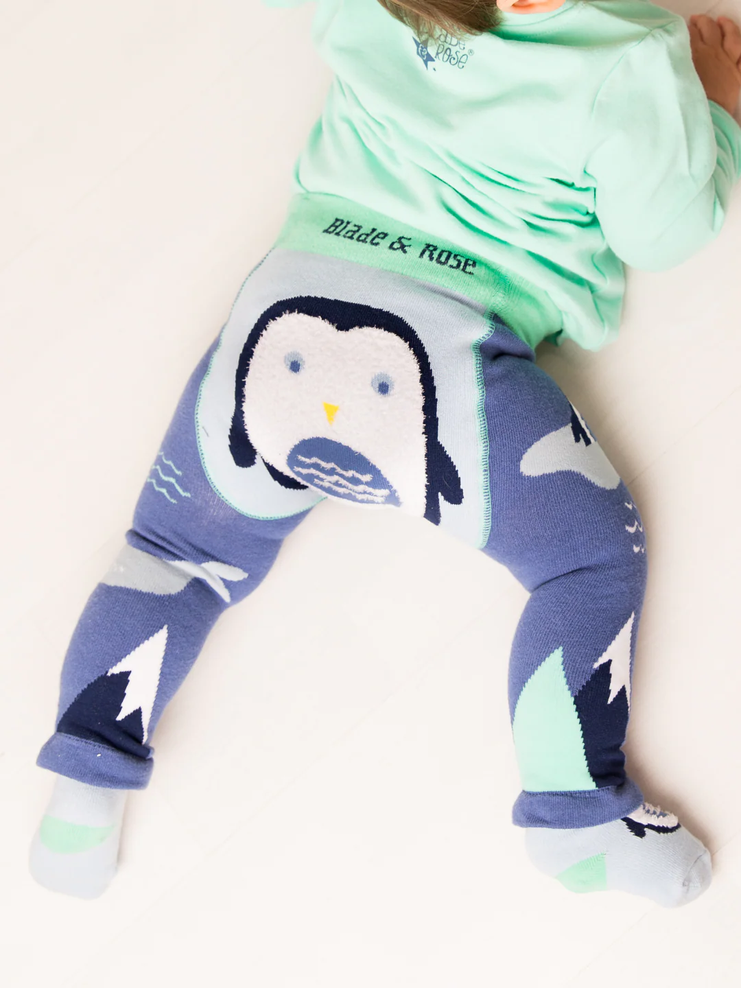 Arctic Friends Leggings - Image 4