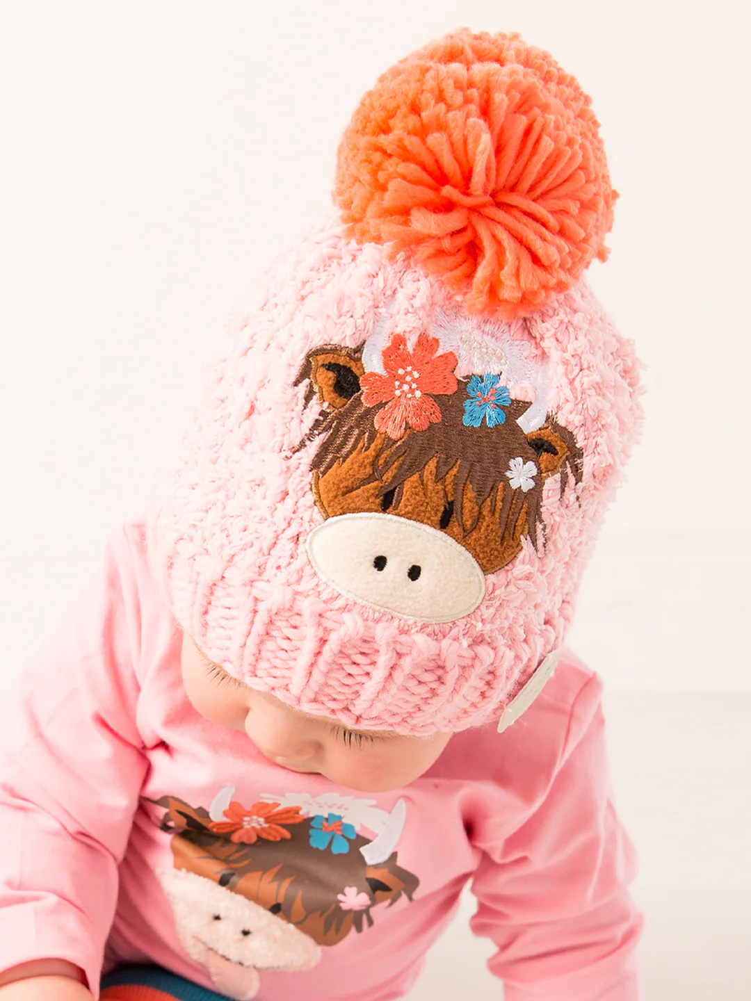 Bonnie Highland Cow Winter Hat - Image 3