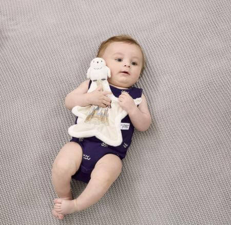 Hedwig Comfort Blanket Toy - Image 3