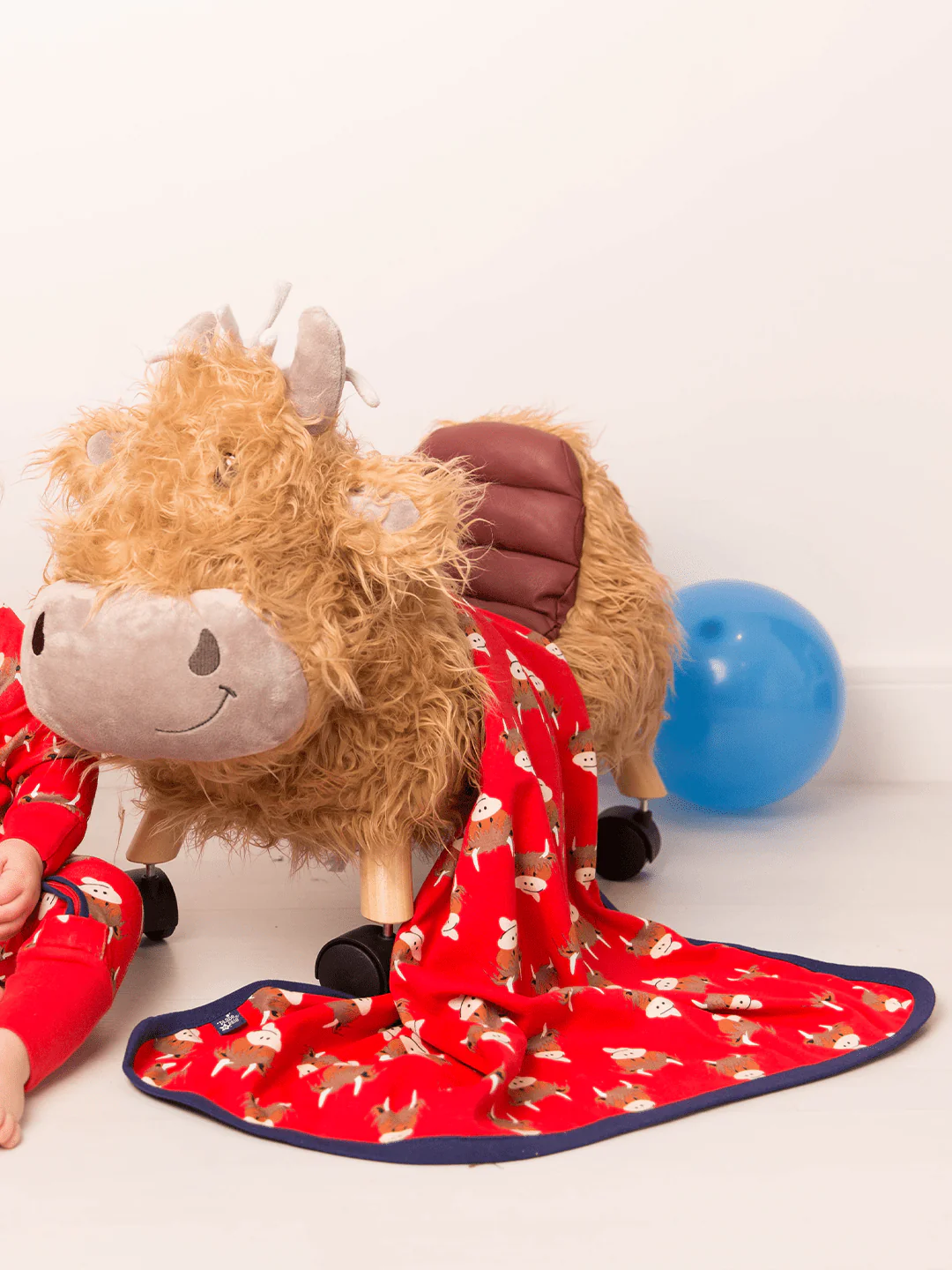 Hamish Highland Cow Blanket - Image 3