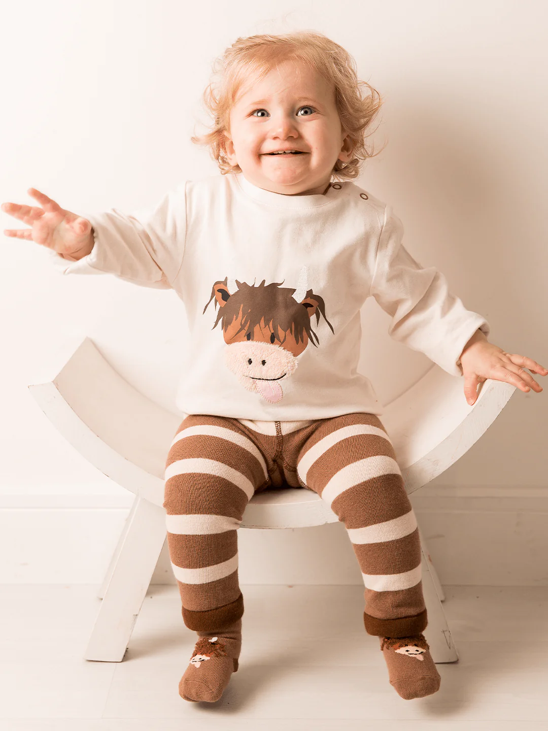 Neutral Highland Cow Socks - Image 4